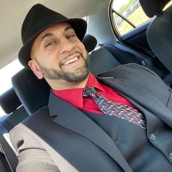 Meet your Posher, Ahmad - Picture 1 of 1